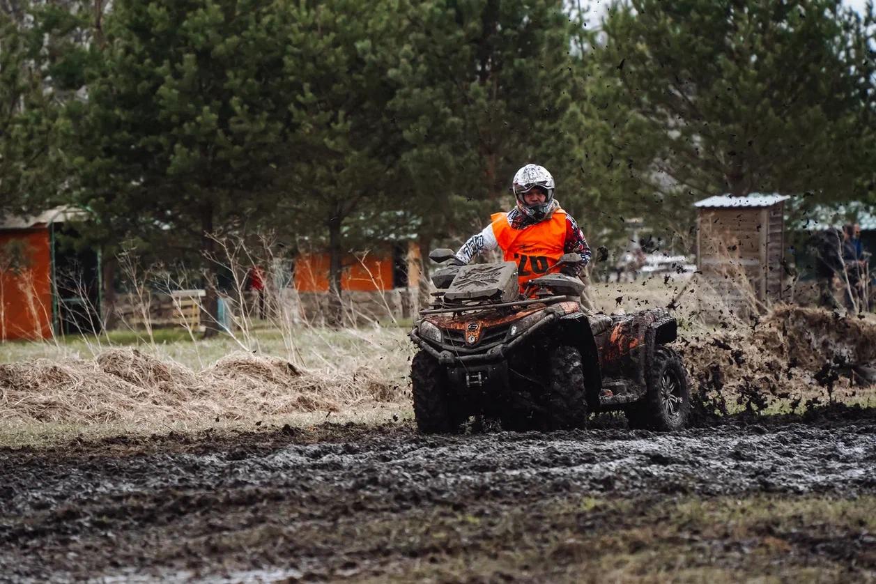 Фото В Новосибирске прошел фестиваль «КвадроБум 2025». Фоторепортаж 5 - Сиб.ФМ Фото В Новосибирске прошел фестиваль «КвадроБум 2025». Фоторепортаж 5